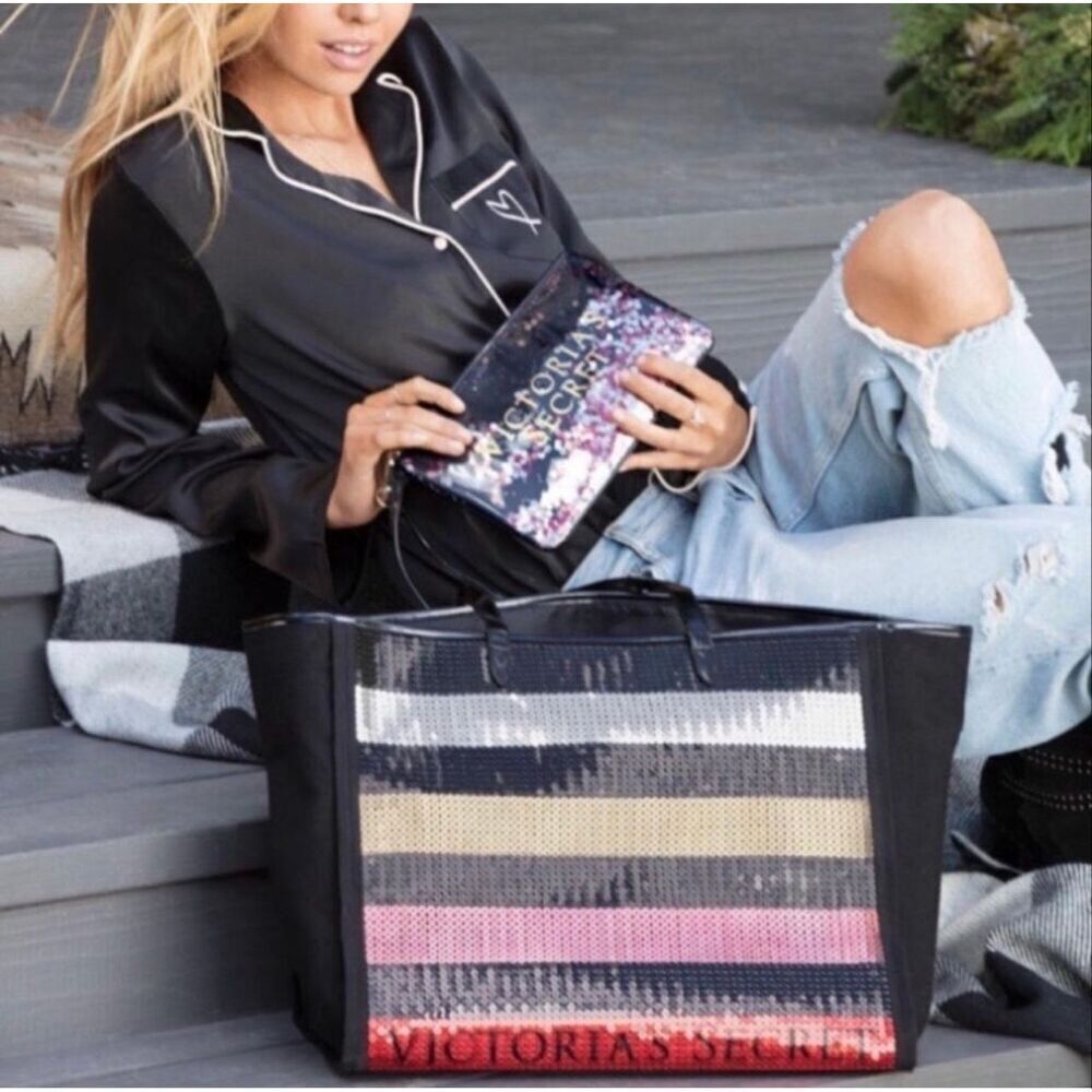 NWT VS victoria secret Logo Bling/ Tote